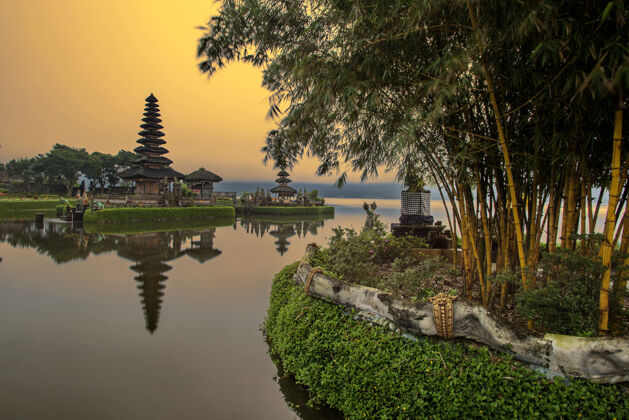 巴厘岛印尼印度尼西亚 巴厘岛印度教寺庙寺庙黎明