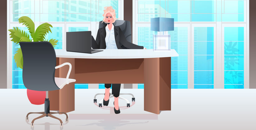 行政金发女商人坐在工作场所女商人领导工作在办公室水平同事自信商人