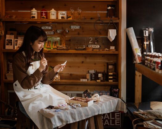创意中枪日本女人艺术日本室内