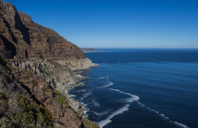 城镇南非白天阳光下的桌山国家公园被大海包围海角海海岸
