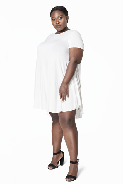 女士尺寸包罗万象时尚白裙服饰短袖成人品牌