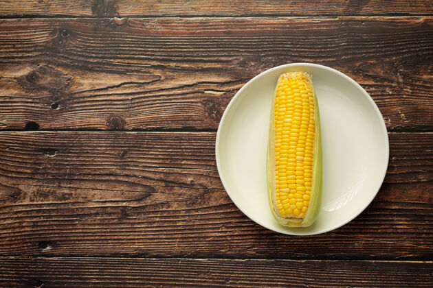 食品特写新鲜玉米即食风味堆可口