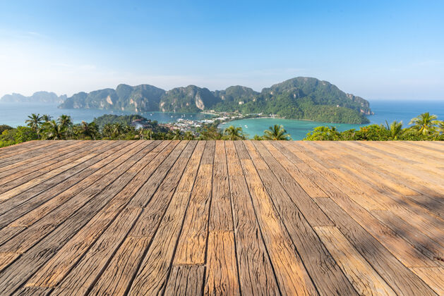 泰国木地板菲菲岛观点2 看到整个岛屿的美丽气氛 位于泰国克拉比省自然度假夏天
