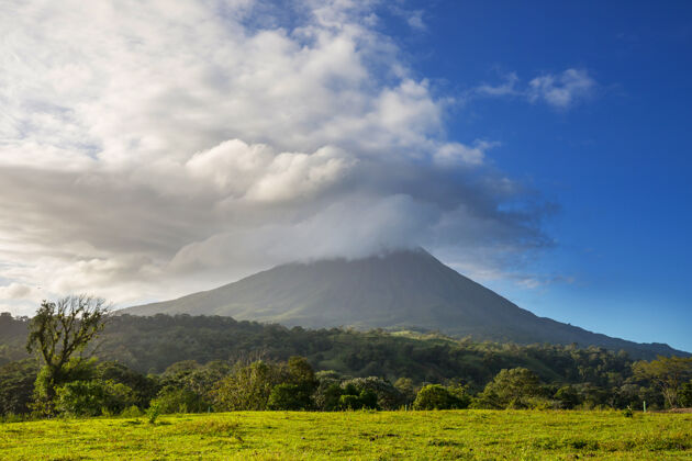 流浪者中美洲哥斯达黎加阿雷纳尔火山风景优美中央国家哥斯达黎加