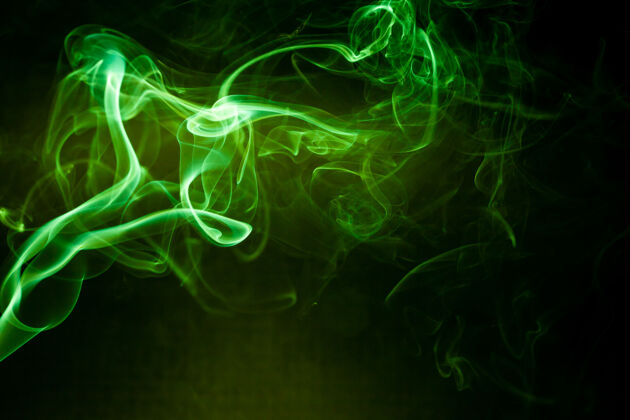 能量黑底绿烟运动色彩流功率