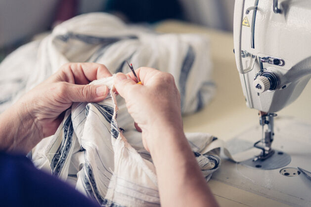 爱好裁缝用缝纫机缝纫工具女人纺织品