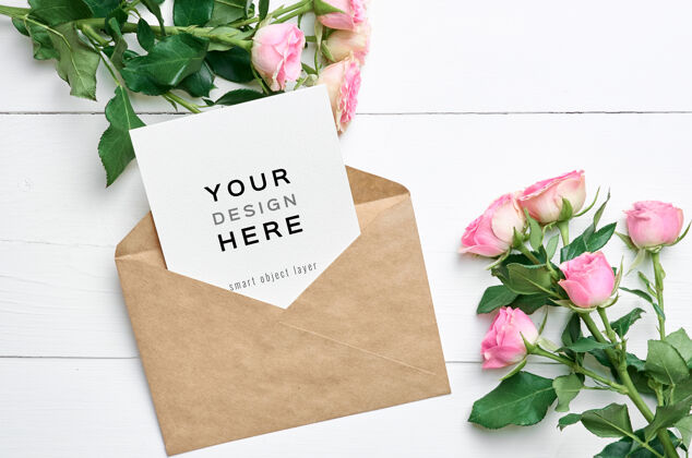 情人节带有信封和玫瑰花束的贺卡模型快乐玫瑰花束