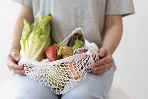 生态把蔬菜放在一个纺织袋里节约生活方式污染