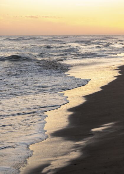 大气海滩沙滩紧挨着宁静的海洋资源白天海洋