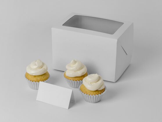 美味美味的纸杯蛋糕模型蛋糕面包房盒子
