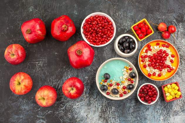 可食用水果顶部特写查看浆果开胃五颜六色浆果燕麦苹果石榴新鲜甜点水果