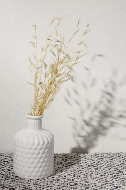 小麦干麦花瓶花瓶陶瓷花瓶桌子