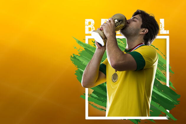 杯巴西足球运动员 庆祝冠军的胜利足球制服奖杯