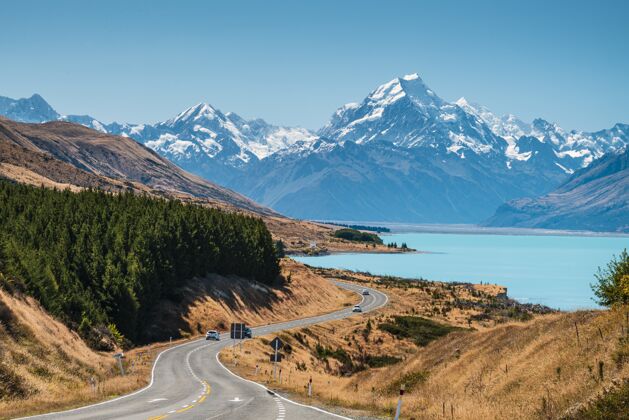 美新西兰普卡基湖的风景 被雪山环绕自然全景山